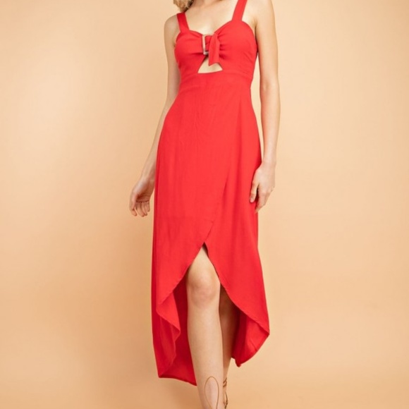 Le Lis Wrap Skirt Dress with Keyhole - Picture 2 of 4